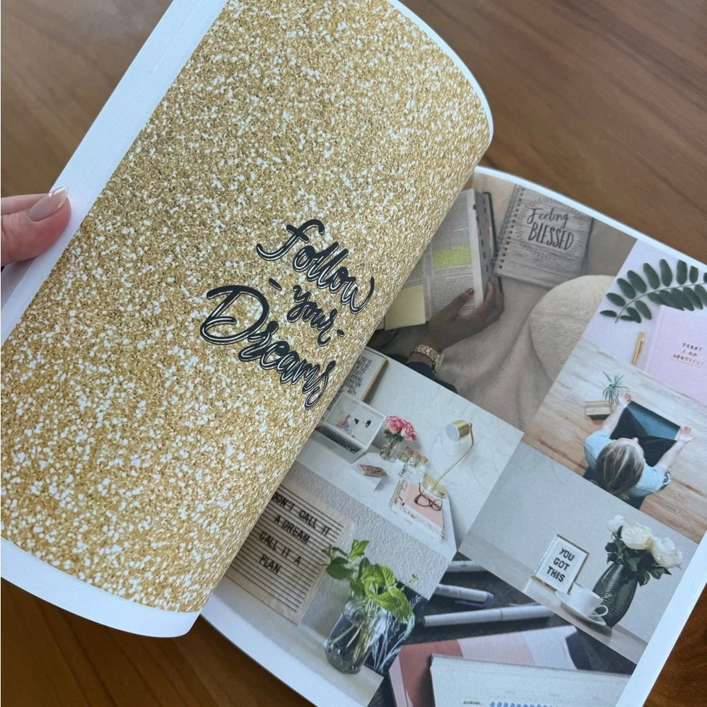 Vision Board Book 2026 - Red & White Cover